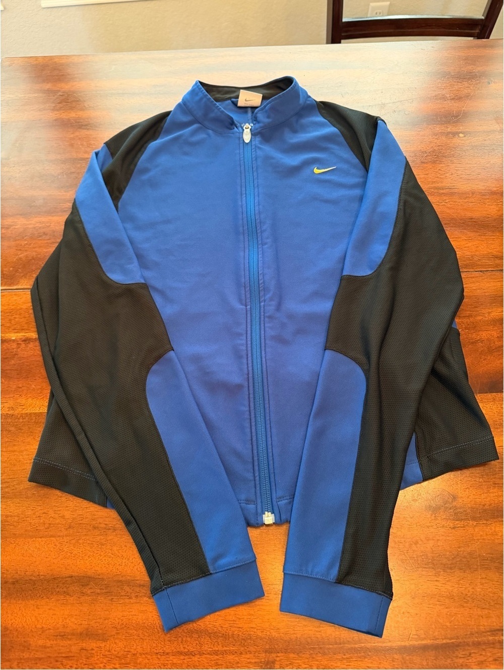 Nike Dri-FIT Blue and Black Full Zip Jacket Size L
